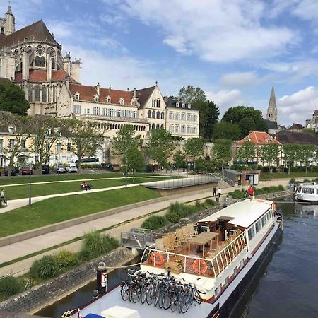 Bel Appart Au Centre-Ville Proche Gare Avec Wifi. Auxerre Ngoại thất bức ảnh